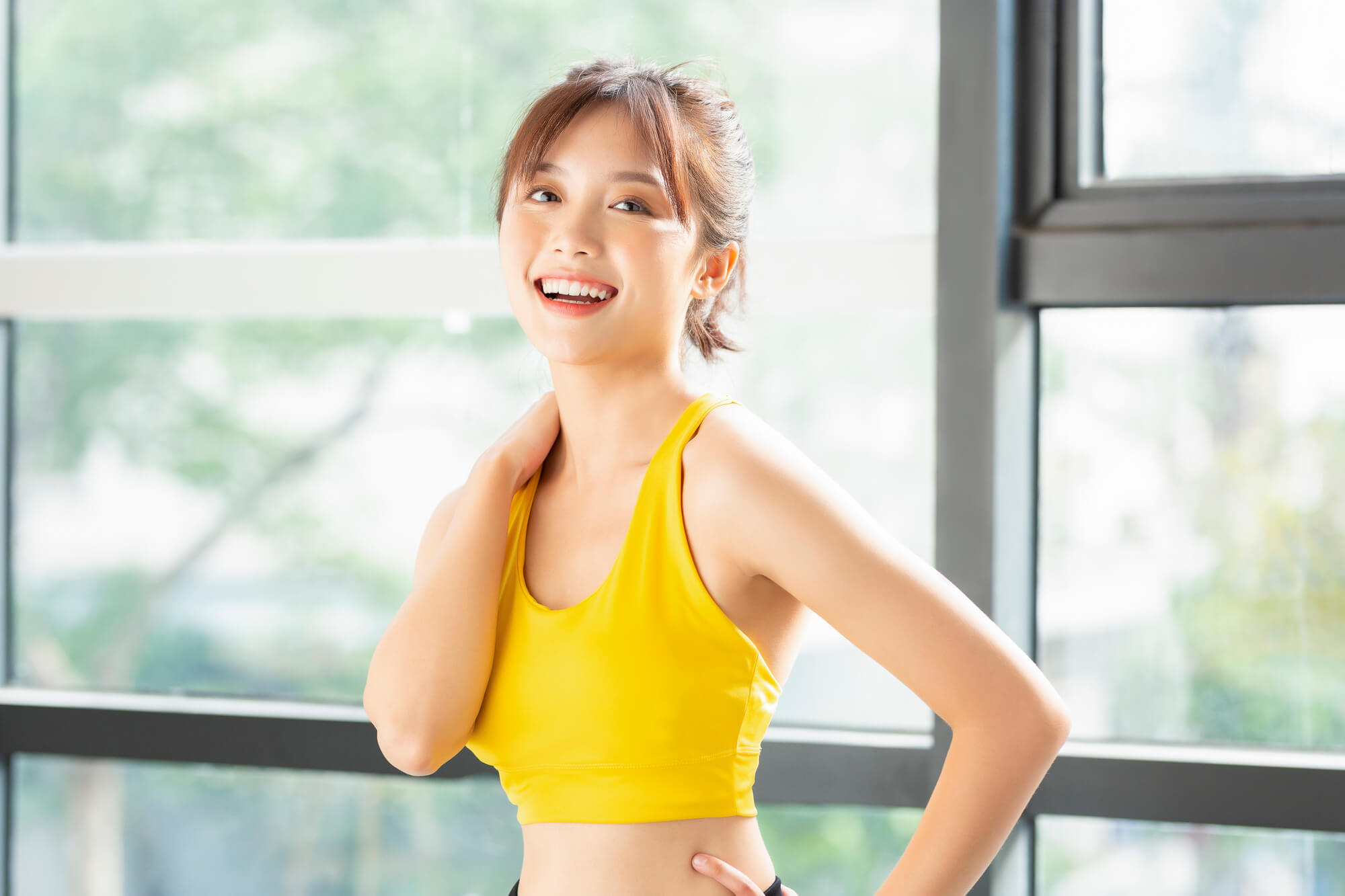 スポーツウェアを着た女性